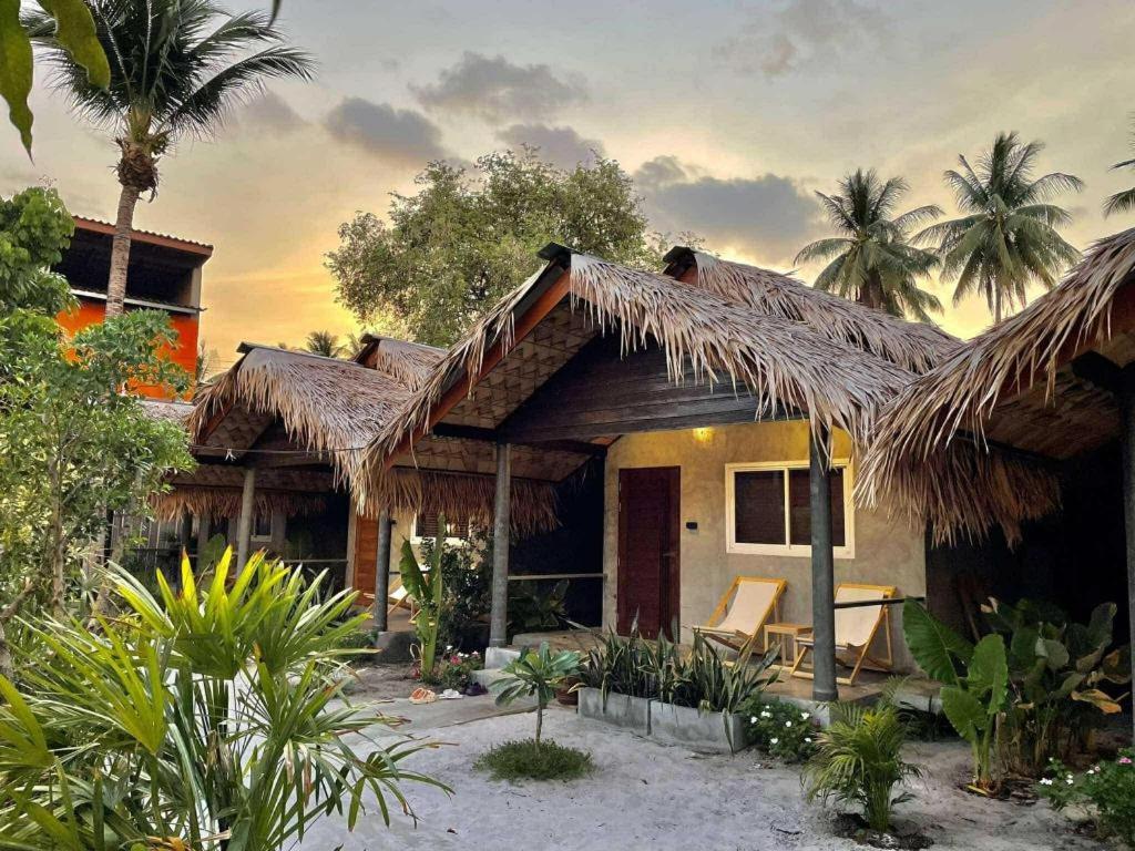 Koh Mook De Tara Beach Resort ภายนอก รูปภาพ